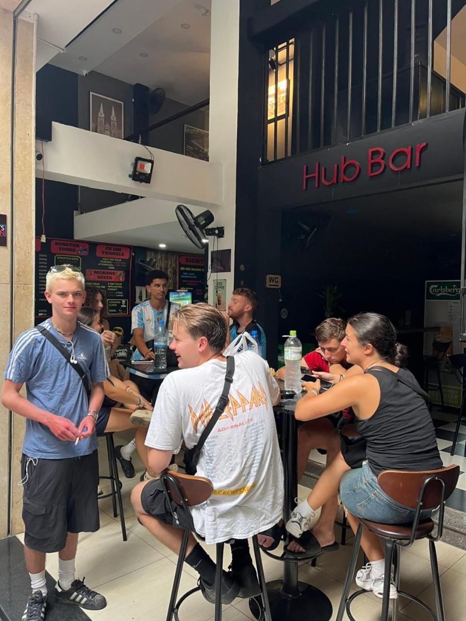 Saigon Hub Hostel Хошимин Экстерьер фото